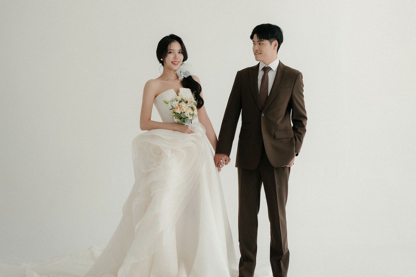 ROYAL MANSION-蘿亞結婚精品-Yourwill 威廉-專業攝影聯名方案