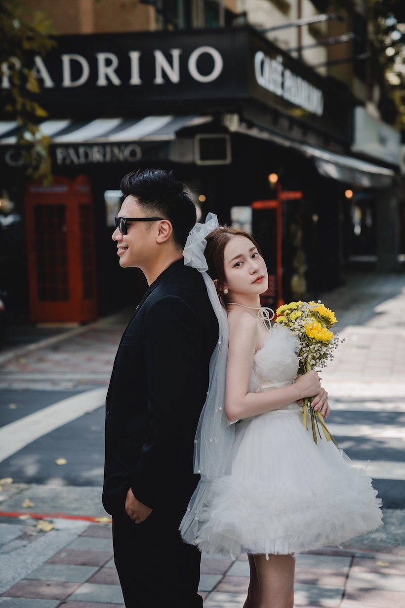 兩穿式蛋糕裙短婚紗 台北禮服租借 ROYAL MANSION 蘿亞結婚精品