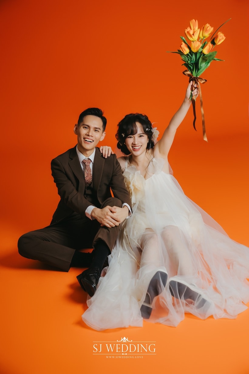 輕盈花朵短婚紗 台北禮服租借 ROYAL MANSION 蘿亞結婚精品