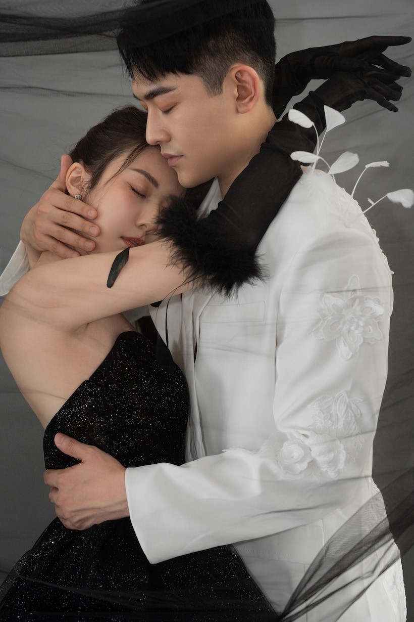 黑色羽毛短禮服 台北禮服租借 ROYAL MANSION 蘿亞結婚精品