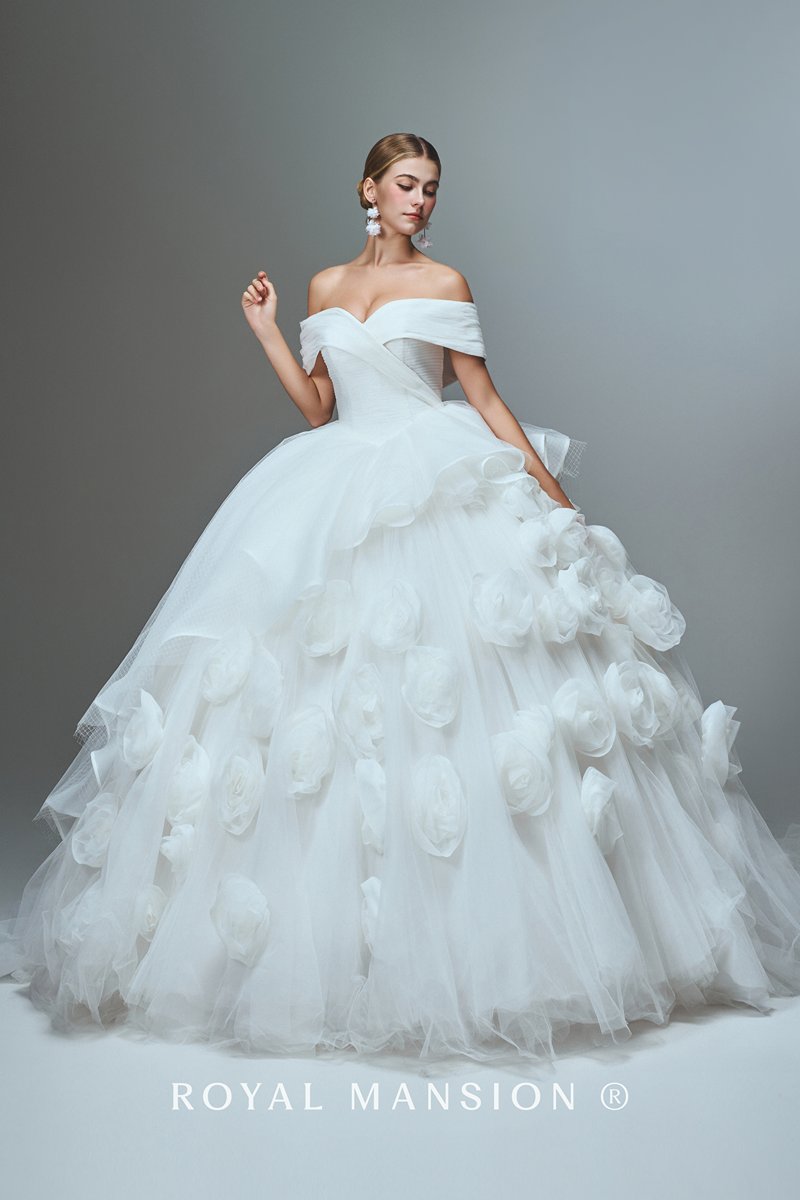 2026法式高訂-純白花境.一字領立體花朵紗裙禮服 ROYAL MANSION 蘿亞結婚精品
