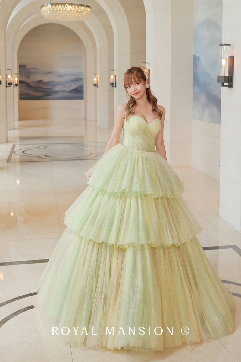 果綠打褶層次晚禮服 --台北禮服租借 ROYAL MANSION 蘿亞結婚精品