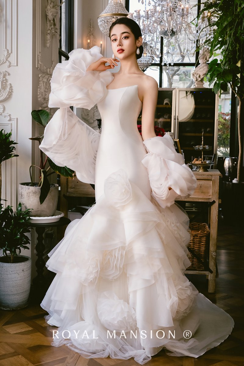法式婚紗-立體玫瑰袖魚尾 ROYAL MANSION 蘿亞結婚精品