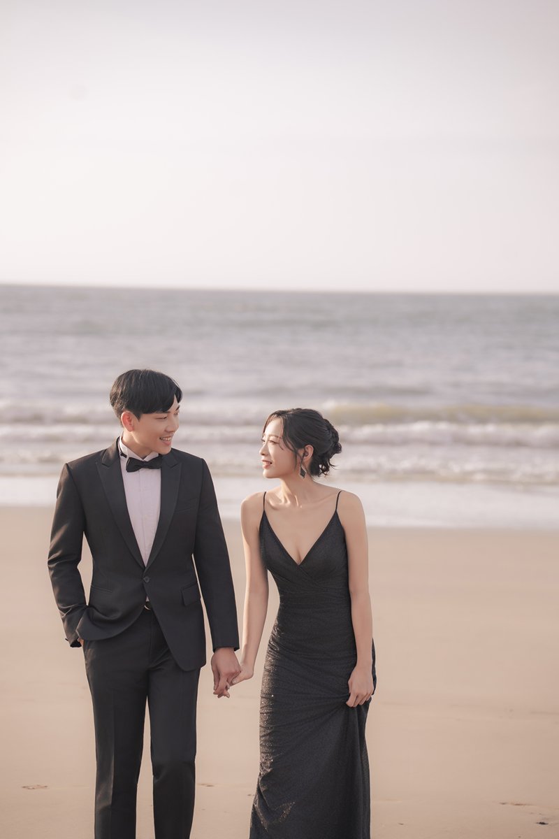 黑色禮服-黑色婚紗-黑色晚禮服-法式冷艷魚尾晚禮服4-台北禮服租借 ROYAL MANSION 蘿亞結婚精品