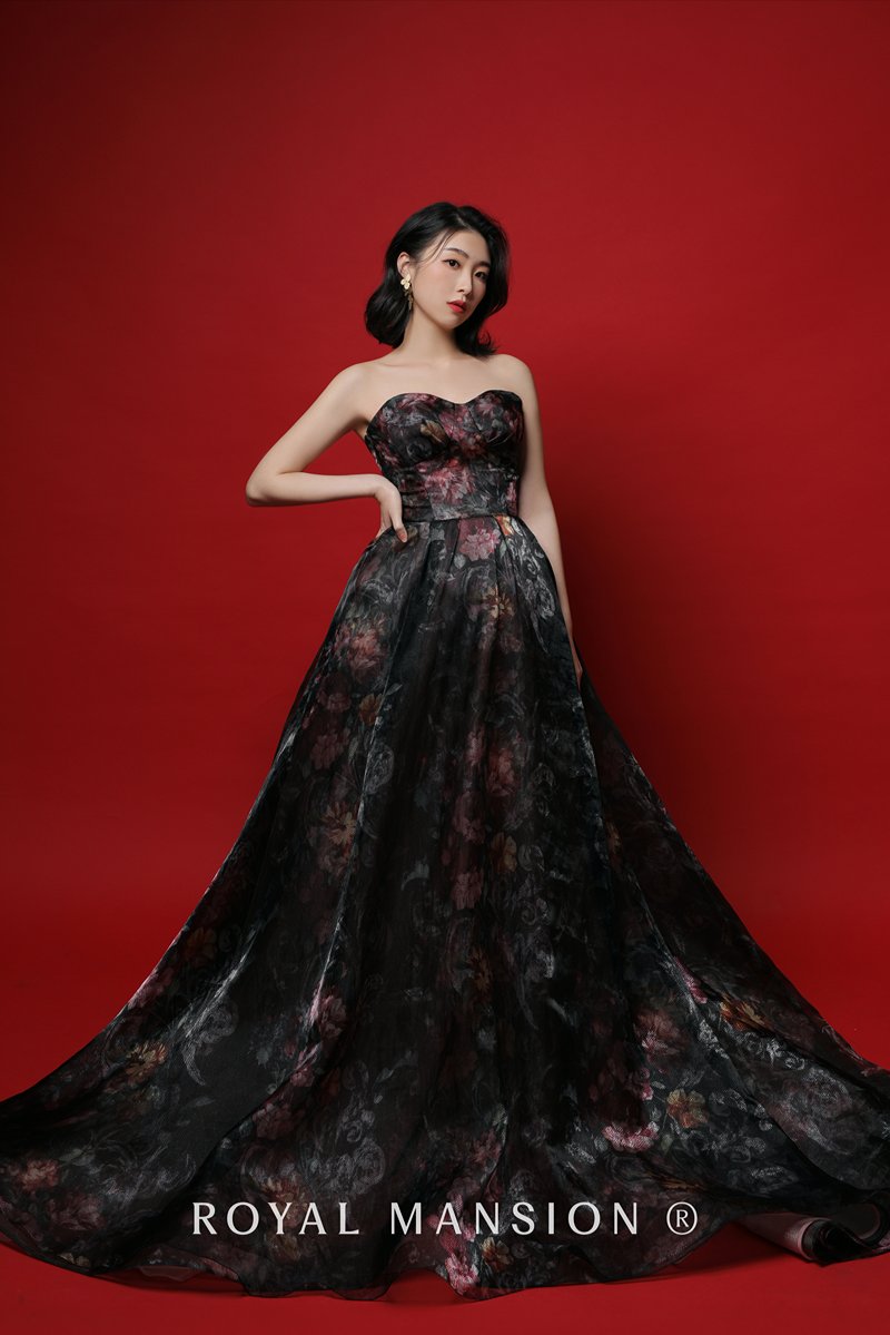 黑色禮服-黑色婚紗-黑色晚禮服-印花蓬裙1-台北禮服租借 ROYAL MANSION 蘿亞結婚精品