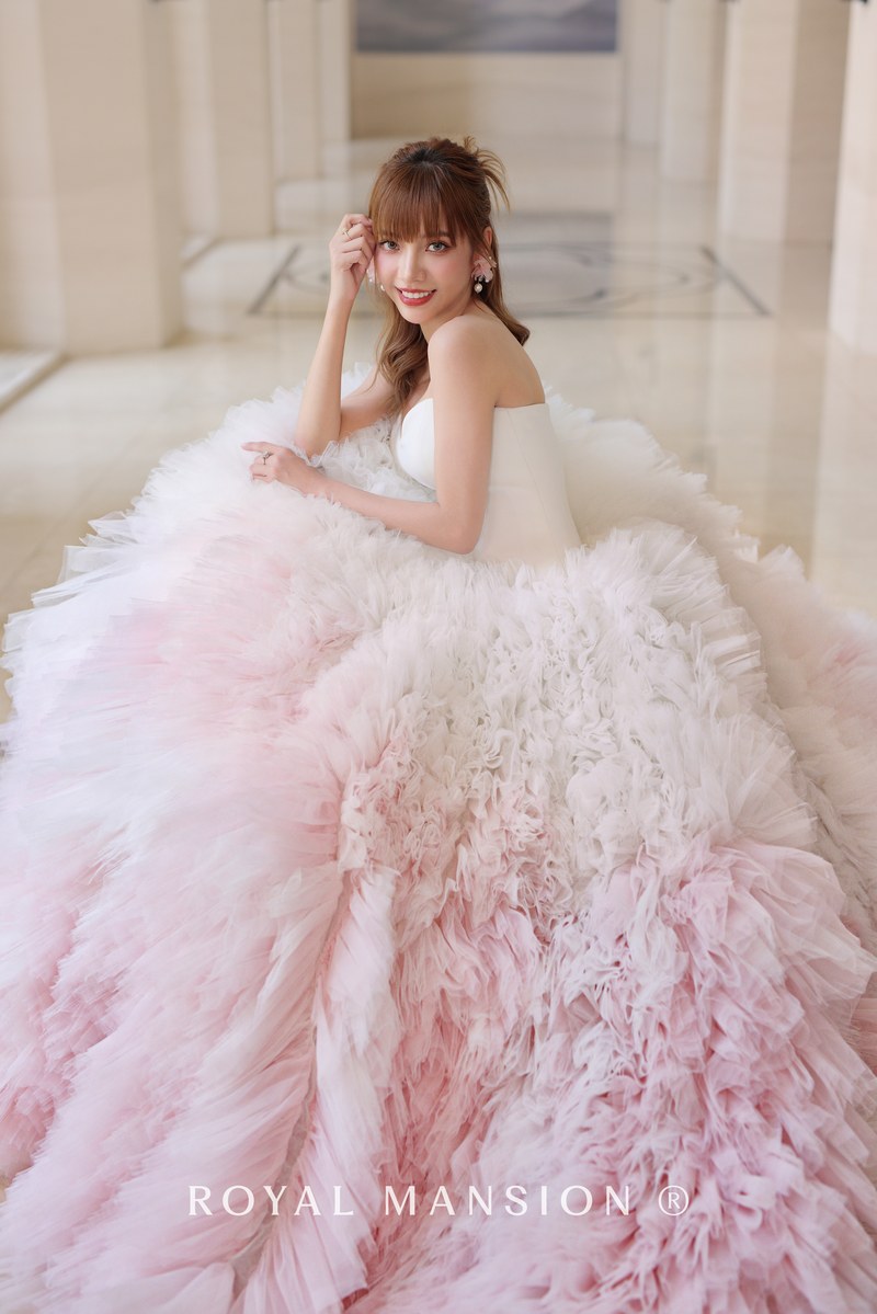 粉白漸層桃心領大澎裙婚紗|ROYAL MANSION 蘿亞結婚精品