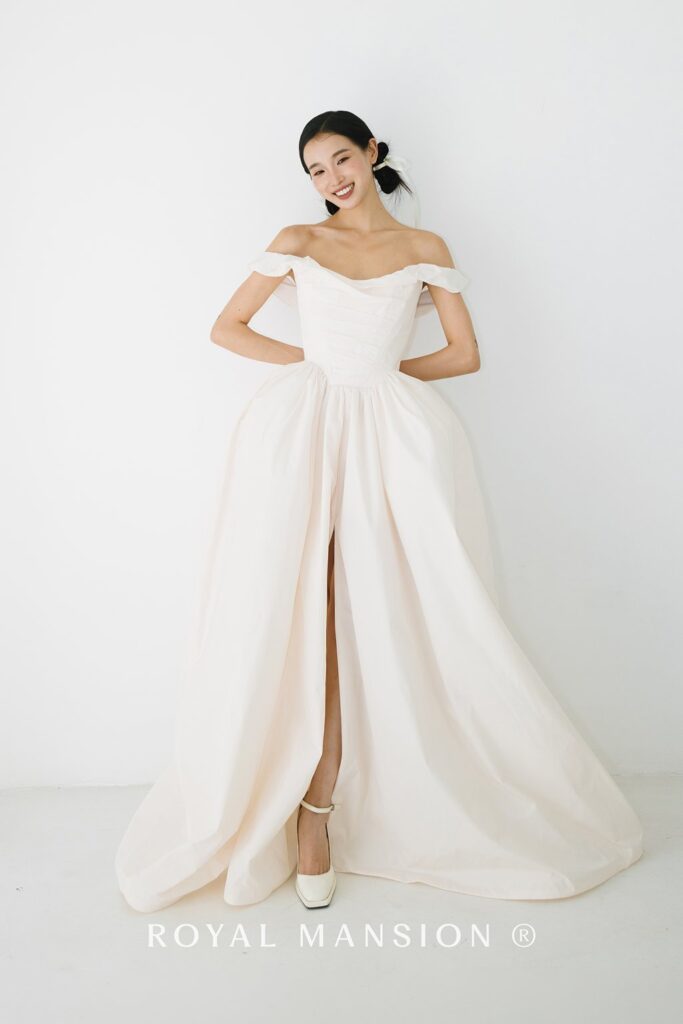 ROYAL MANSION-蘿亞結婚精品-婚紗禮服
