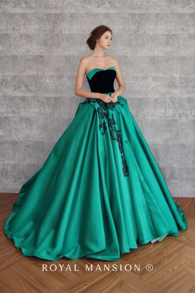 ROYAL MANSION-蘿亞結婚精品-婚紗禮服